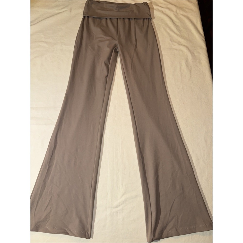 Trendy Queen Women's Beige Wide Leg Yoga Pants Workout Flare Leggings Small